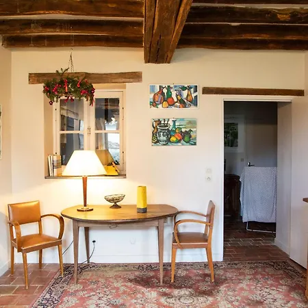 Casa de Férias Paisible Pour 6 Pers. Pres Du Zoo De La Fleche, Avec Jardin, Barbecue Et Wifi - Fr-1-410-126